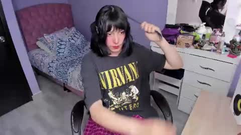 Snapshot of room312_ chatting on 07-10-26, 03:58 Twelve 3 Inst Twelve 312002 Twitter Room312 2002 online show from 07-10-26, 03:58