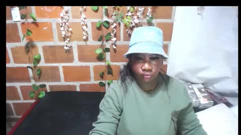 Snapshot of roos_veyker chatting on 10-12-25, 04:39 roos_veyker online show from 10-12-25, 04:39