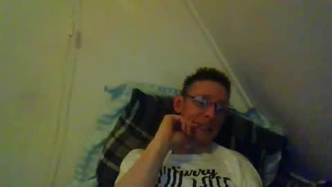 rororober online show from 04-18-26, 08:09