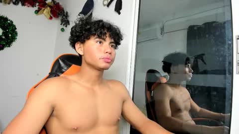 Snapshot of rory_peters_ chatting on 02-11-26, 12:21 rory_peters_ online show from 02-11-26, 12:21