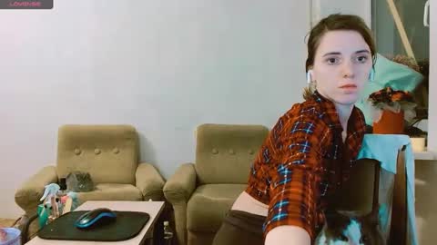 Snapshot of rosa843850 chatting on 02-19-25, 05:06 rosa843850 online show from 02-19-25, 05:06