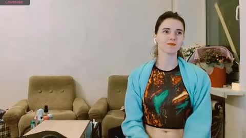 Snapshot of rosa843850 chatting on 02-21-25, 03:32 rosa843850 online show from 02-21-25, 03:32