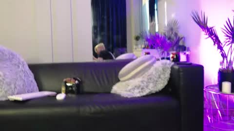 Snapshot of rosacatalleya chatting on 07-05-26, 04:07 Rose online show from 07-05-26, 04:07