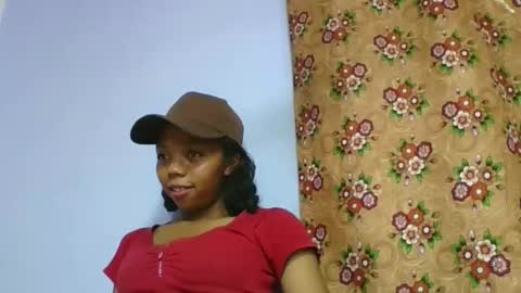 Snapshot of rosah225127 chatting on 04-23-26, 12:29 rosah225127 online show from 04-23-26, 12:29