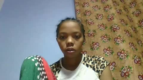 Snapshot of rosah225127 chatting on 04-28-26, 03:44 rosah225127 online show from 04-28-26, 03:44