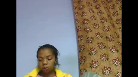 Snapshot of rosah225127 chatting on 05-03-26, 03:29 rosah225127 online show from 05-03-26, 03:29
