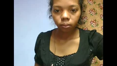 Snapshot of rosah225127 chatting on 05-28-26, 06:38 rosah225127 online show from 05-28-26, 06:38