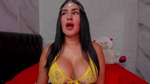 Snapshot of rosalia_04 chatting on 05-05-26, 07:22 ROSALIA insta rosalia 10hoot online show from 05-05-26, 07:22