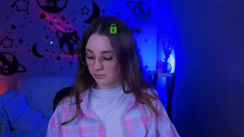 Black Swan online show from 04-21-26, 07:17