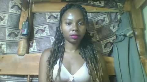 Rosalinda online show from 03-27-26, 04:40