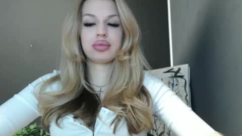 Rosalina online show from 05-28-26, 04:26