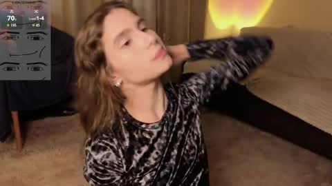 Snapshot of rosalvaulman chatting on 04-20-26, 05:16 Kylie online show from 04-20-26, 05:16