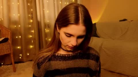 Snapshot of rosalvaulman chatting on 06-01-26, 05:25 Kylie online show from 06-01-26, 05:25