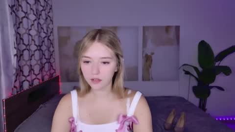 RosaRising online show from 07-12-26, 04:25