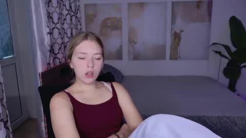 RosaRising online show from 07-26-26, 05:37