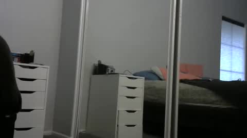 Snapshot of roscoes8 chatting on 11-09-25, 02:59 roscoes8 online show from 11-09-25, 02:59