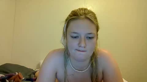 rose370901 online show from 04-19-26, 05:18