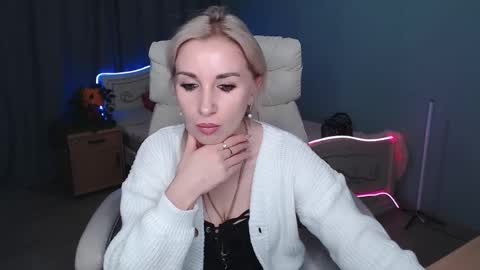 Snapshot of rose__shine chatting on 12-17-24, 10:55 rose shine online show from 12-17-24, 10:55