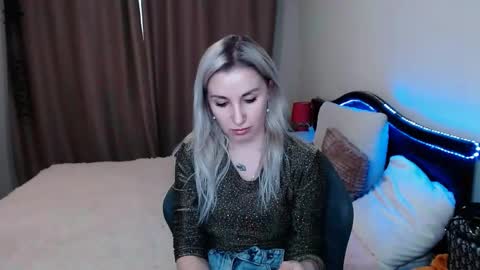 Snapshot of rose__shine chatting on 12-25-24, 11:54 rose shine online show from 12-25-24, 11:54