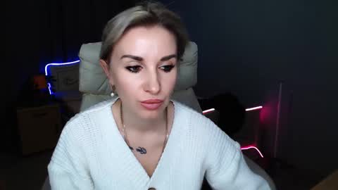 Snapshot of rose__shine chatting on 01-04-25, 01:42 rose shine online show from 01-04-25, 01:42
