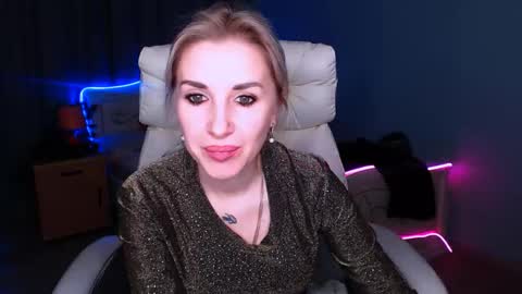 Snapshot of rose__shine chatting on 01-25-25, 10:08 rose shine online show from 01-25-25, 10:08