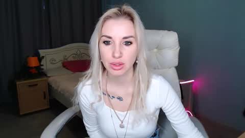Snapshot of rose__shine chatting on 02-05-25, 11:02 rose shine online show from 02-05-25, 11:02