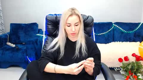 Snapshot of rose__shine chatting on 02-16-25, 09:48 rose shine online show from 02-16-25, 09:48
