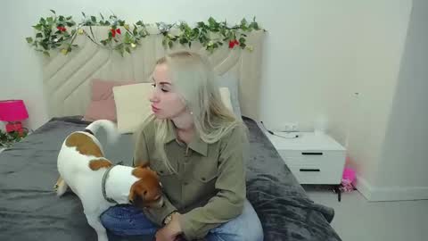 Snapshot of rose__shine chatting on 10-02-25, 02:35 rose shine online show from 10-02-25, 02:35