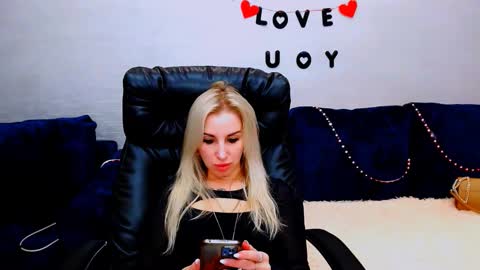 Snapshot of rose__shine chatting on 10-04-25, 11:52 rose shine online show from 10-04-25, 11:52