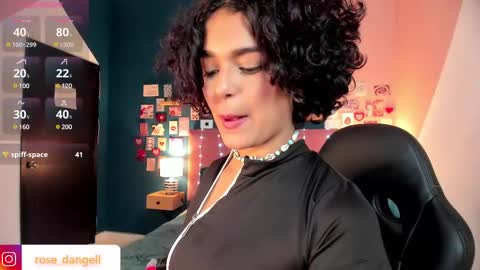 Rose online show from 02-25-25, 06:42