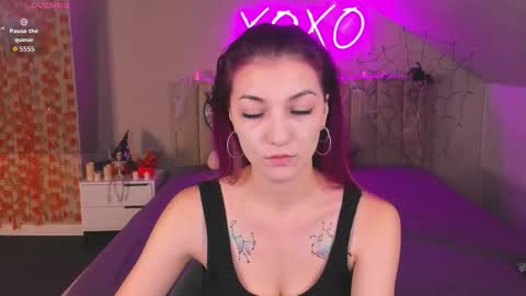 Kimberlly online show from 10-31-25, 12:00