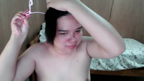 Snapshot of rose_heartfilia chatting on 06-11-26, 11:36 Danielle online show from 06-11-26, 11:36