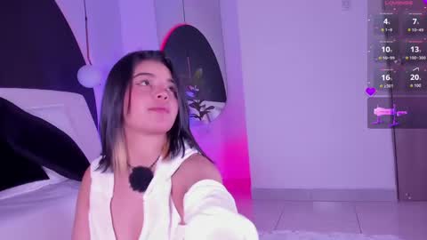 Snapshot of rose_jener06 chatting on 06-09-26, 05:35 rose_jener06 online show from 06-09-26, 05:35