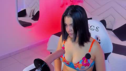 Snapshot of rose_jener06 chatting on 07-14-26, 09:53 rose_jener06 online show from 07-14-26, 09:53