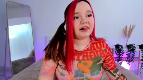 Snapshot of rose_luvv chatting on 05-10-26, 06:40 Rose LuvV follow me baby online show from 05-10-26, 06:40