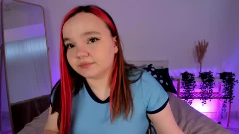 Snapshot of rose_luvv chatting on 05-16-26, 06:43 Rose LuvV follow me baby online show from 05-16-26, 06:43