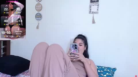 rose_towers4 online show from 12-14-25, 06:23