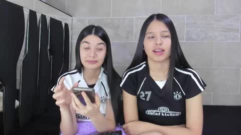 Rose y Miah online show from 03-04-25, 06:15