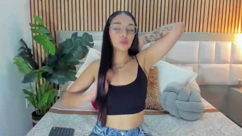 roseaurora online show from 02-03-26, 12:32