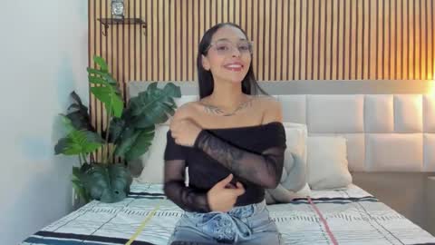 roseaurora online show from 02-12-26, 12:44