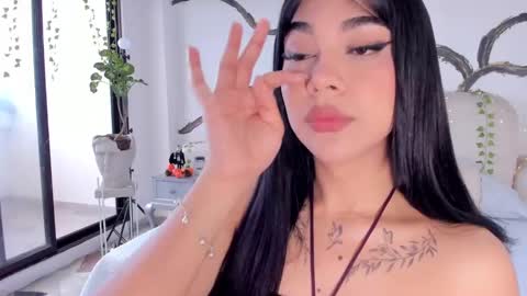 Rose online show from 10-25-25, 01:18