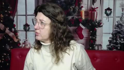 RoseHille online show from 12-21-25, 06:20