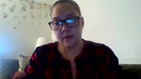 Snapshot of rosemariecamacho1120 chatting on 04-23-26, 09:41 rosemariecamacho1120 online show from 04-23-26, 09:41