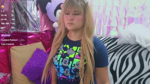 BabyRose online show from 11-19-25, 12:10