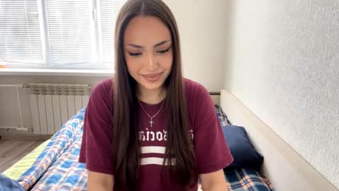 Mimi online show from 09-24-25, 11:24