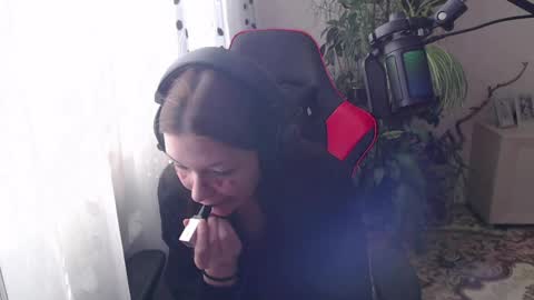 Lina online show from 04-07-26, 10:05