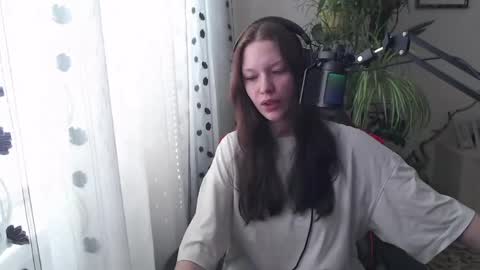 Lina online show from 04-08-26, 10:04