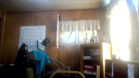 Lost4gain online show from 09-17-25, 06:09