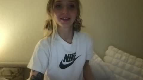 RosePuzzy69 online show from 01-13-26, 07:35