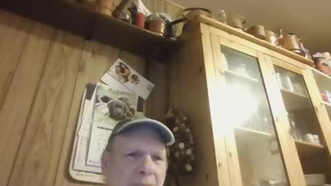 Snapshot of roses2u1958 chatting on 12-23-24, 12:14 roses2u1958 online show from 12-23-24, 12:14